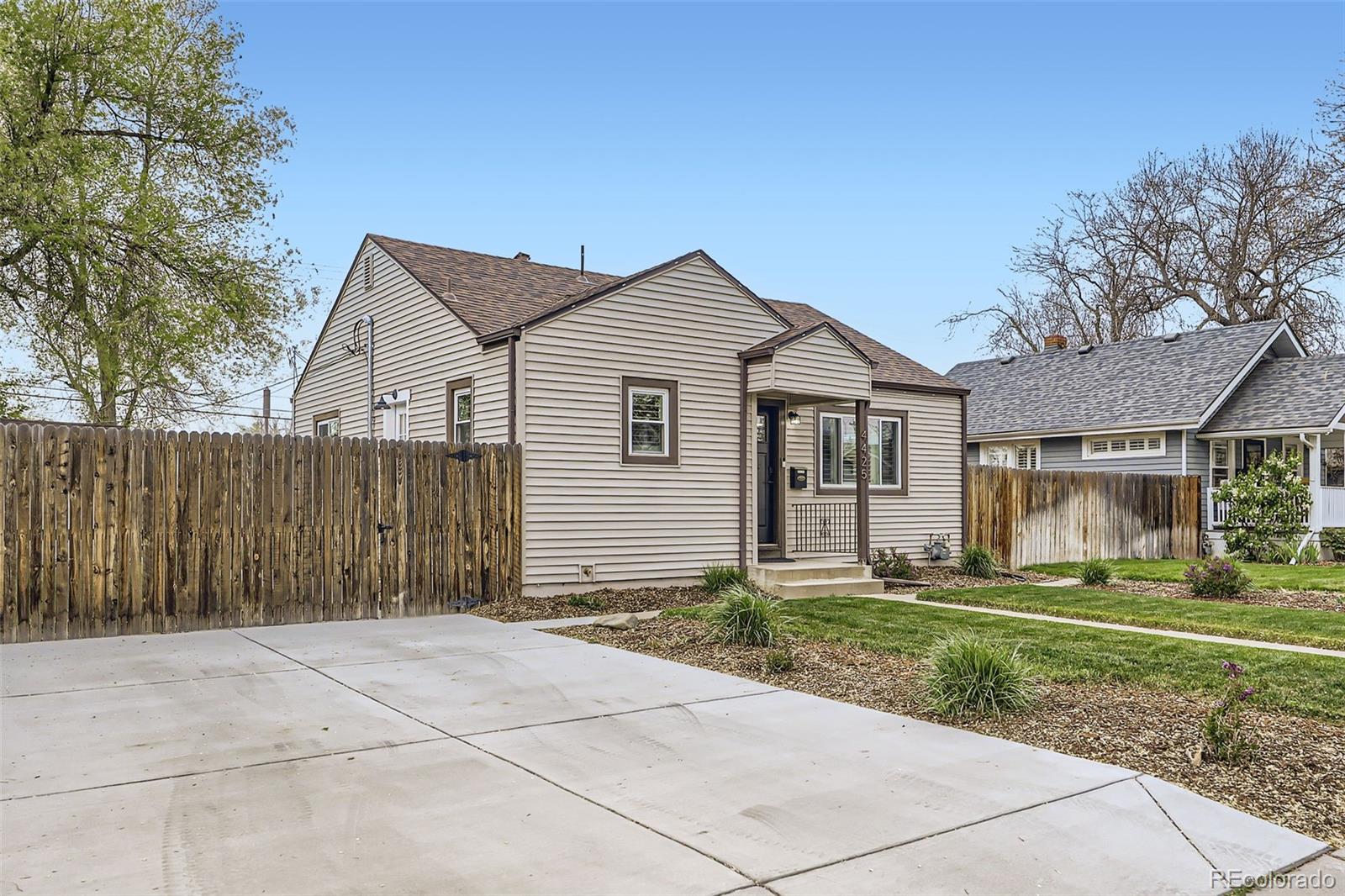 MLS Image #2 for 4425 s lincoln street,englewood, Colorado