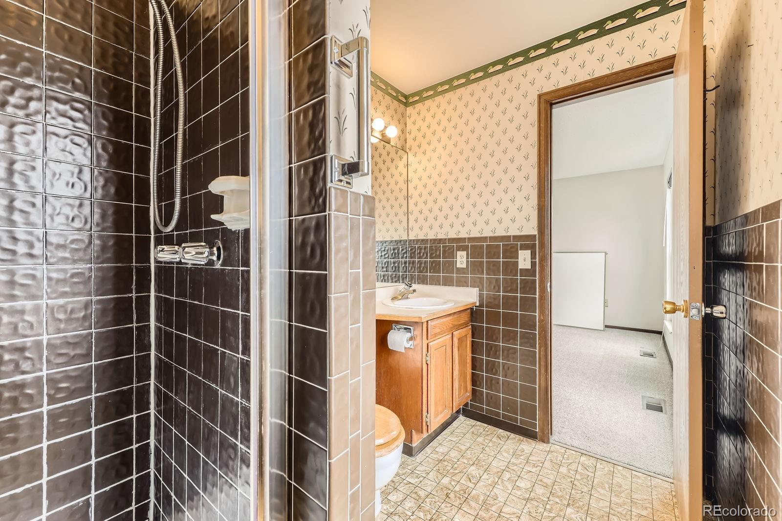 MLS Image #14 for 10020  bryant street,denver, Colorado