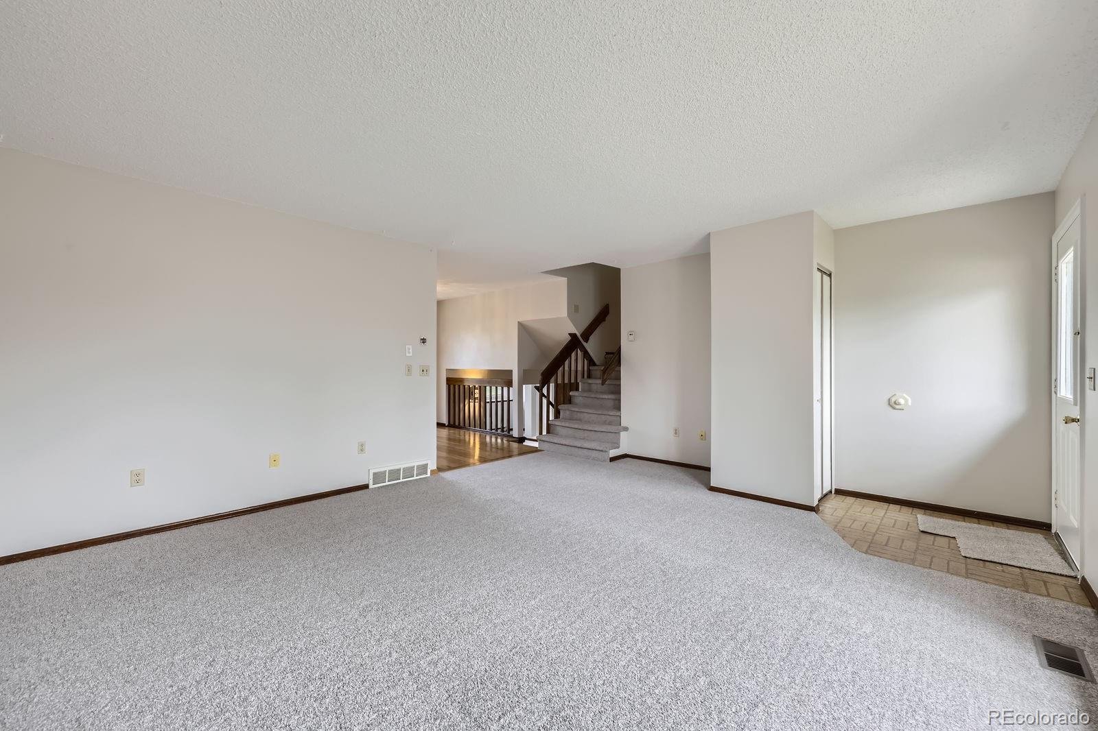MLS Image #5 for 10020  bryant street,denver, Colorado