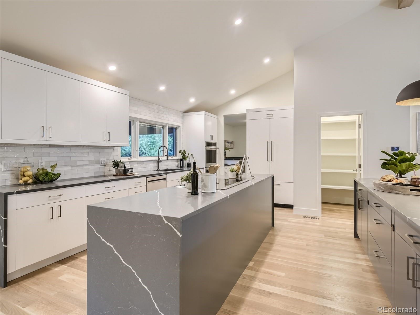 MLS Image #10 for 3961 s clermont street,cherry hills village, Colorado