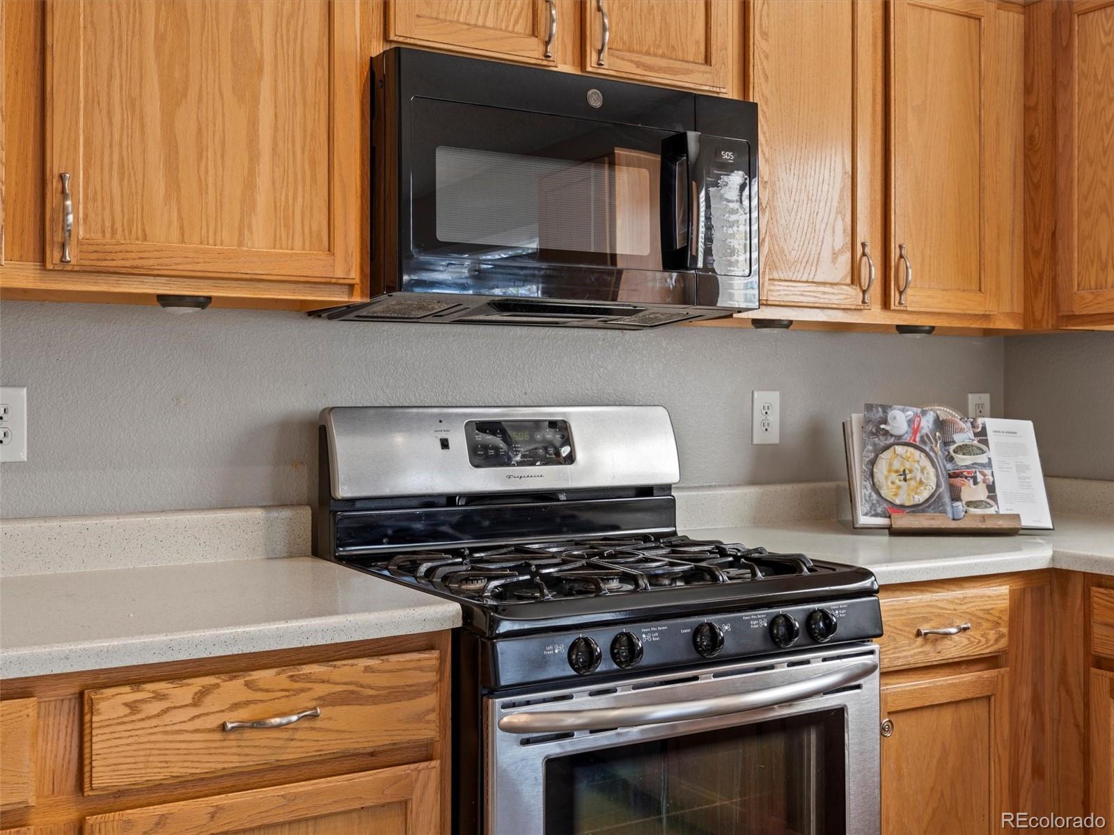 MLS Image #11 for 5115 s valdai street,aurora, Colorado