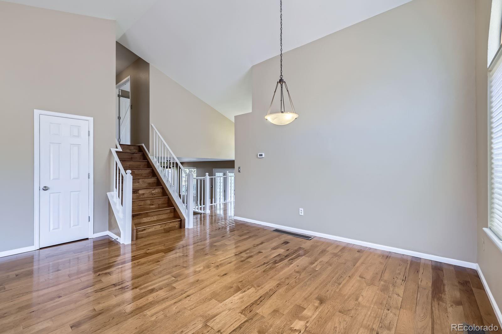 MLS Image #5 for 9916  spring hill lane,highlands ranch, Colorado