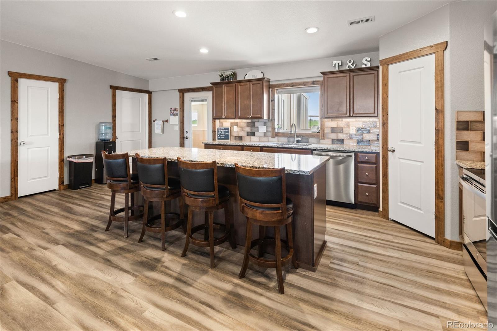 MLS Image #10 for 31172  county road 8 ,keenesburg, Colorado