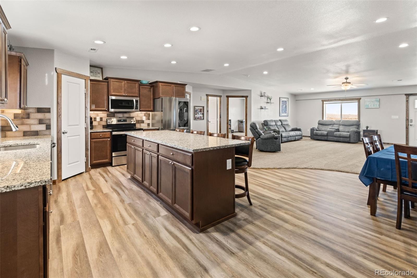 MLS Image #14 for 31172  county road 8 ,keenesburg, Colorado