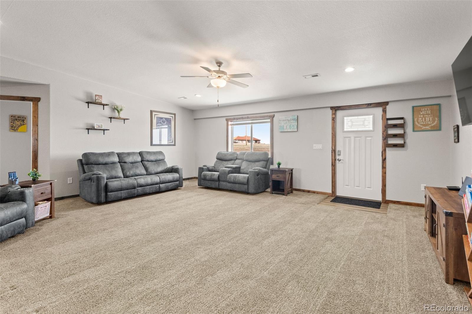 MLS Image #3 for 31172  county road 8 ,keenesburg, Colorado