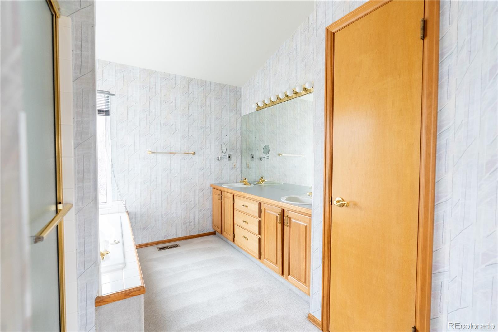 MLS Image #15 for 2455  clayton court,colorado springs, Colorado