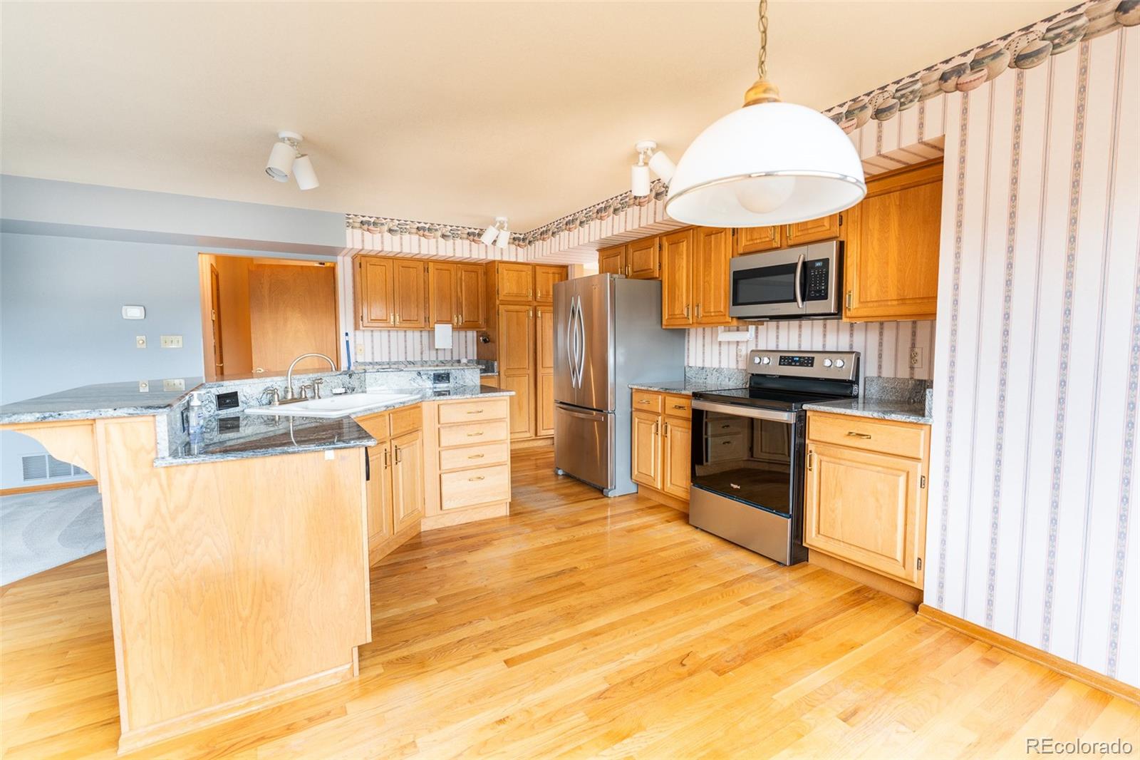 MLS Image #4 for 2455  clayton court,colorado springs, Colorado