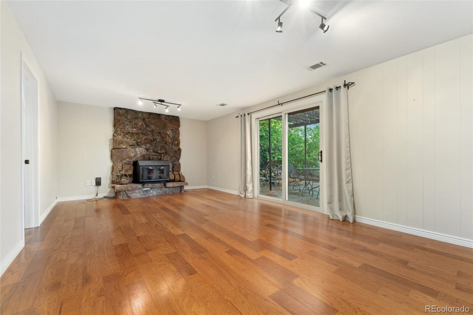 MLS Image #16 for 7333 s dexter way,centennial, Colorado