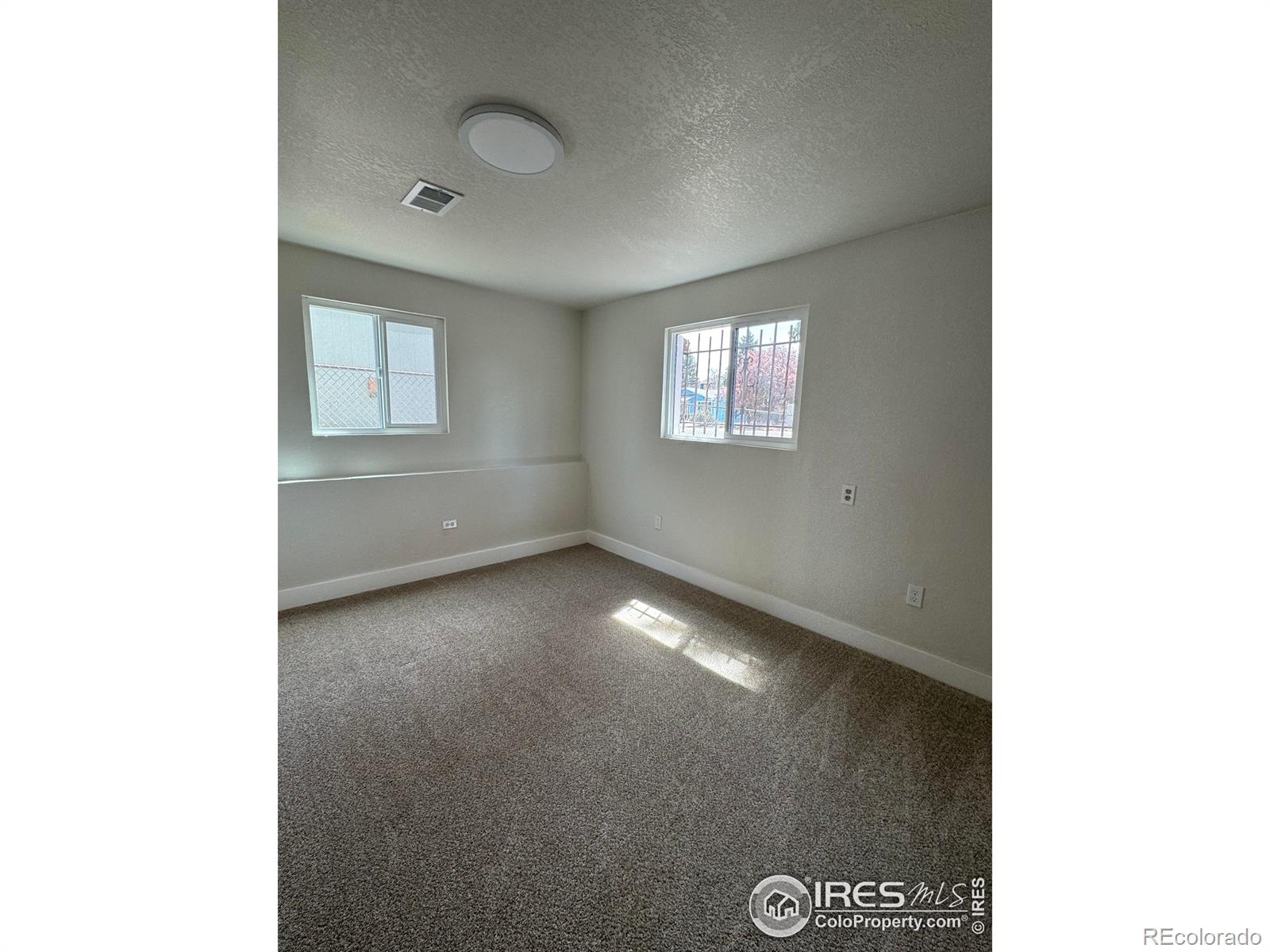 MLS Image #20 for 2221 e 84th avenue,denver, Colorado