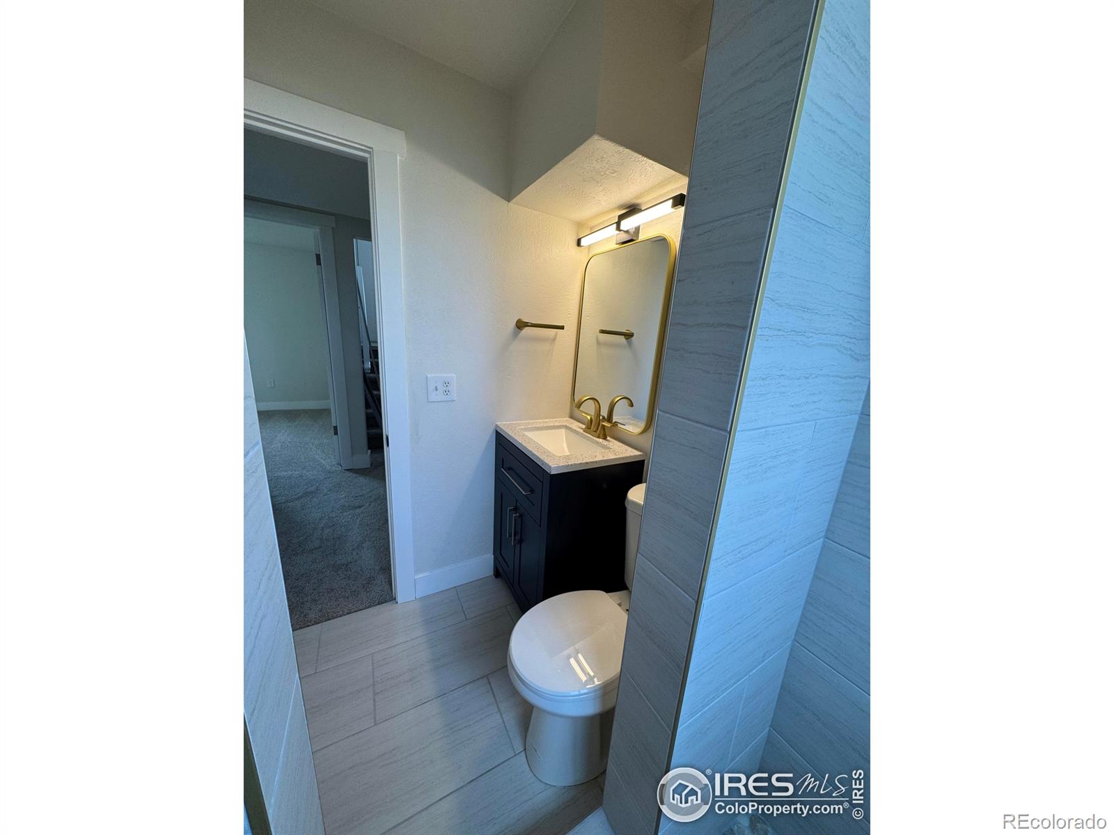 MLS Image #6 for 2221 e 84th avenue,denver, Colorado