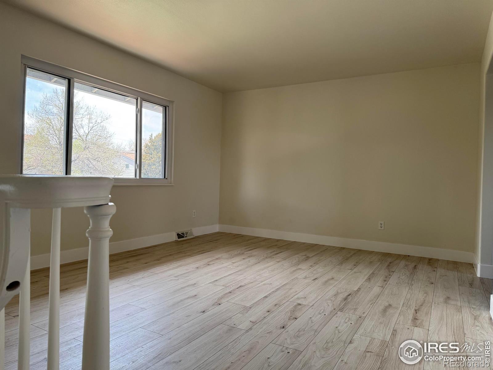 MLS Image #9 for 2221 e 84th avenue,denver, Colorado
