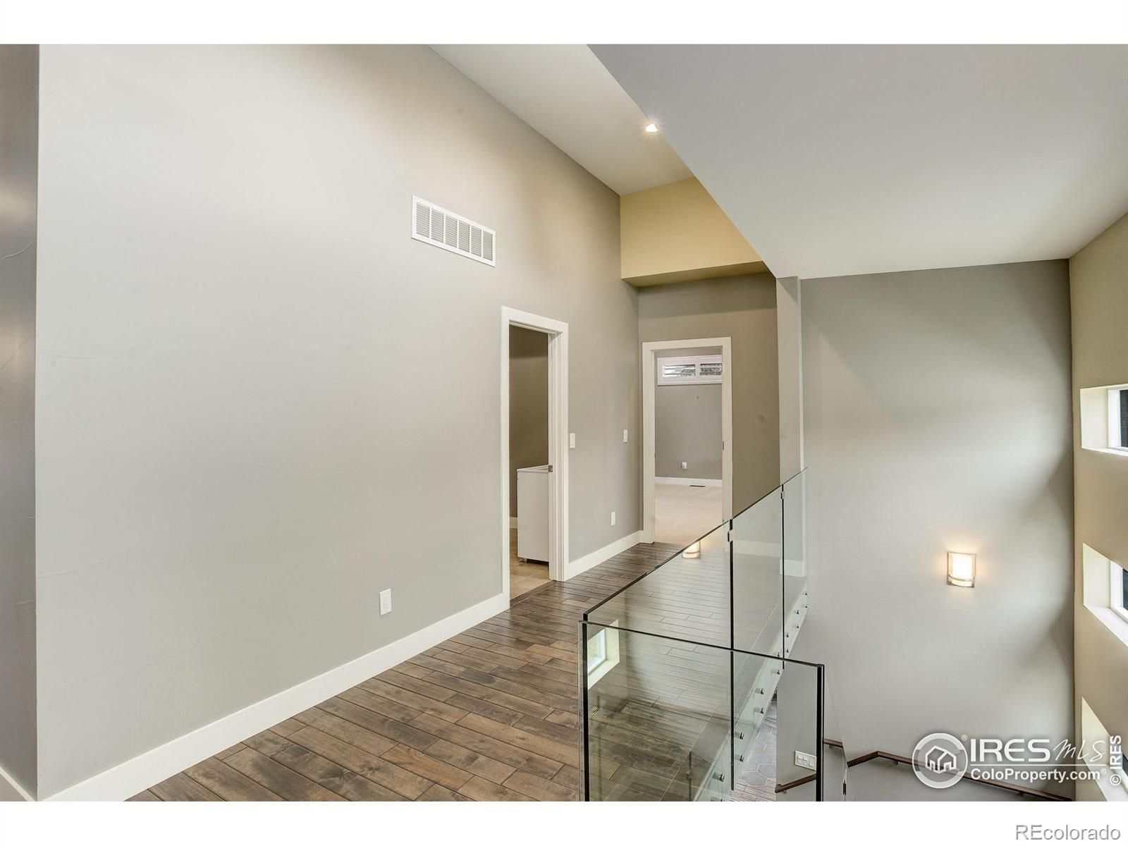 MLS Image #19 for 2624 s race street,denver, Colorado