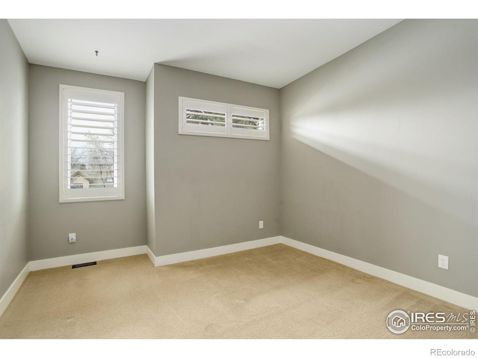 MLS Image #22 for 2624 s race street,denver, Colorado