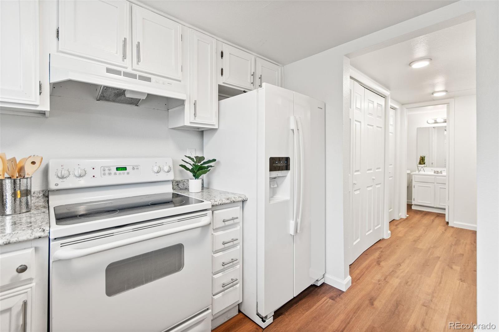 MLS Image #12 for 2297 s oswego way,aurora, Colorado