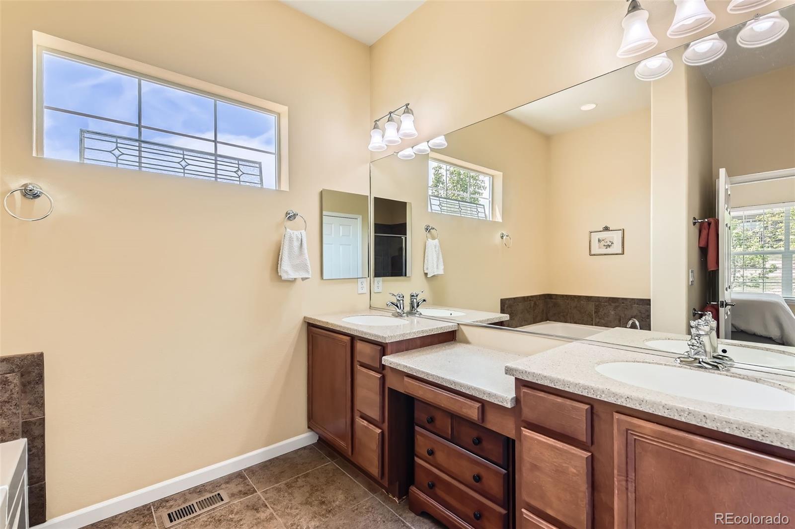 MLS Image #13 for 16550  antero circle,broomfield, Colorado