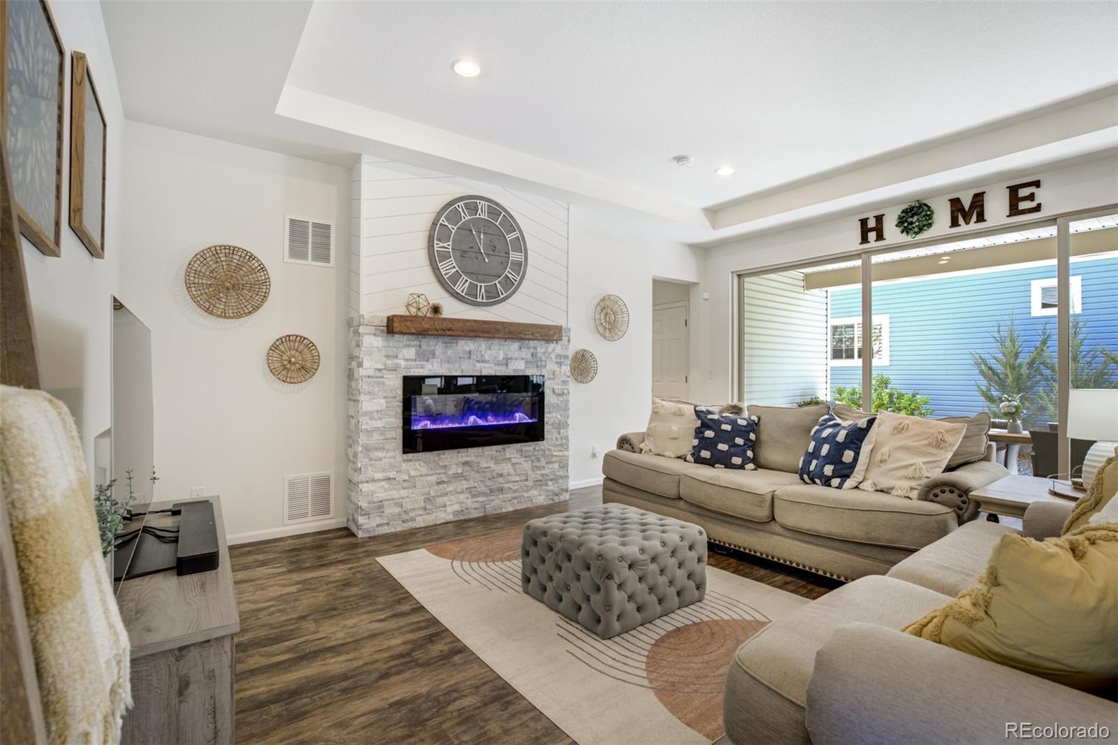 MLS Image #5 for 6646  golden briar lane,colorado springs, Colorado