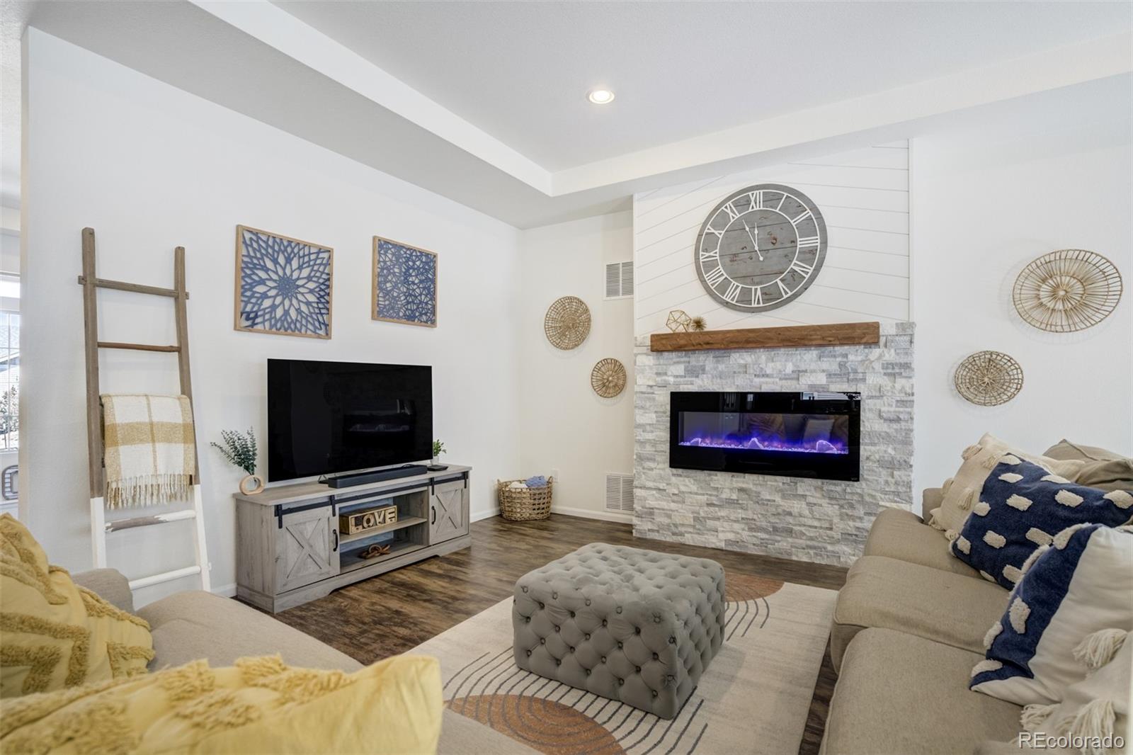 MLS Image #7 for 6646  golden briar lane,colorado springs, Colorado