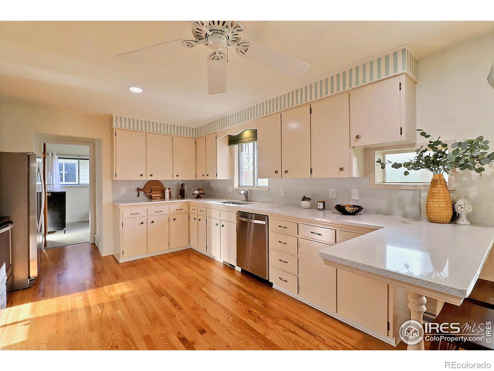 MLS Image #11 for 821  36th avenue,greeley, Colorado
