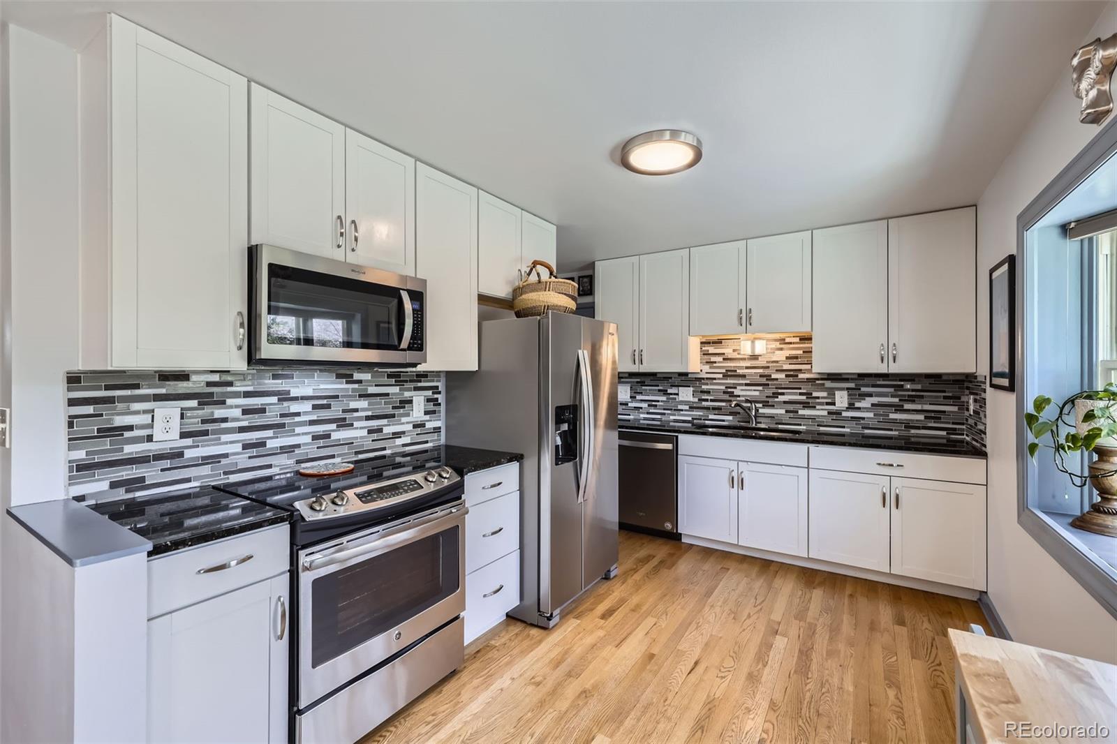 MLS Image #10 for 2201 s lowell boulevard,denver, Colorado