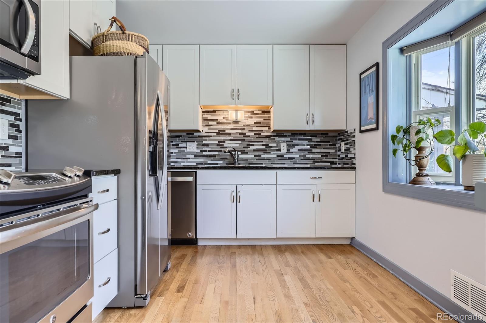 MLS Image #11 for 2201 s lowell boulevard,denver, Colorado