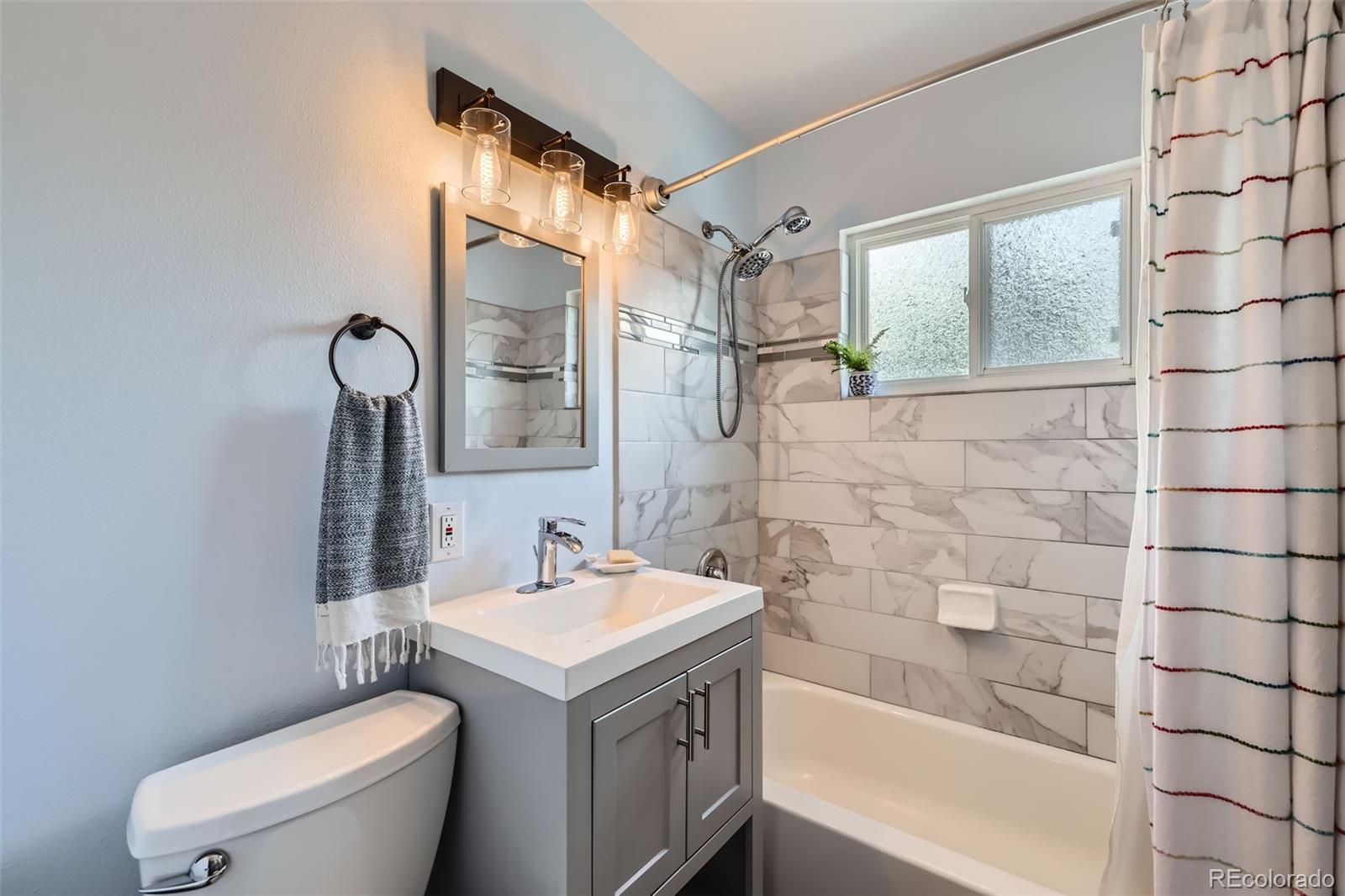 MLS Image #16 for 2201 s lowell boulevard,denver, Colorado