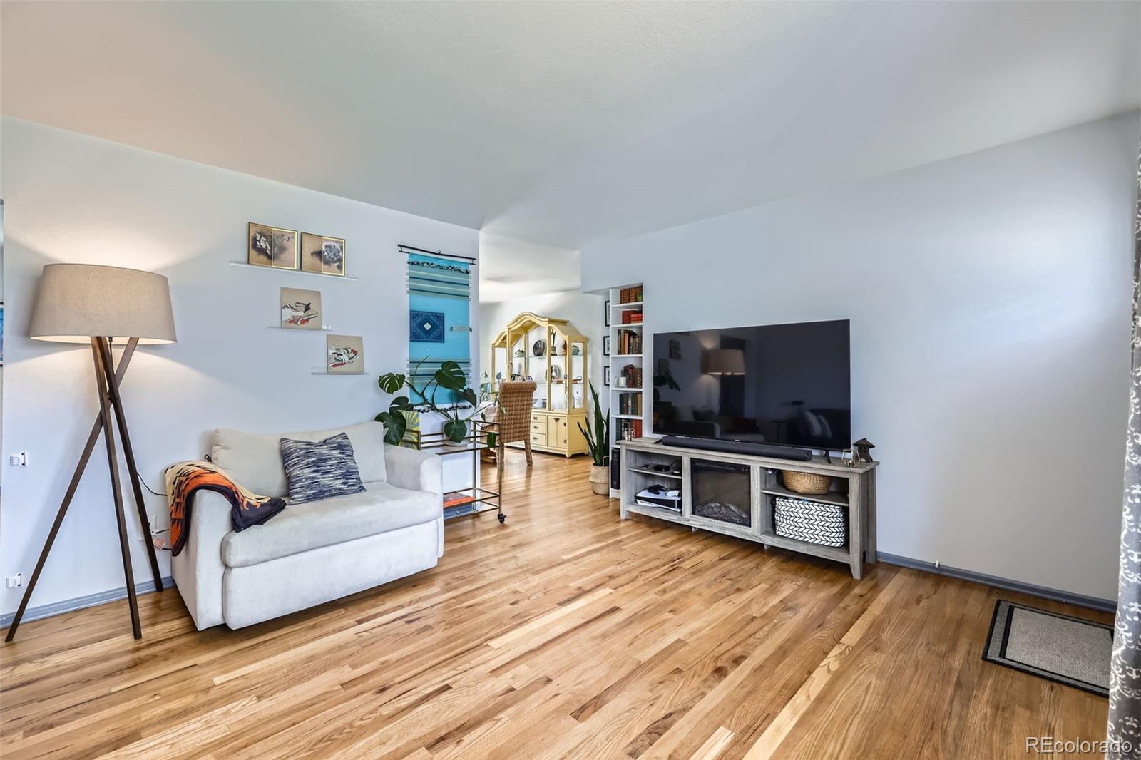 MLS Image #6 for 2201 s lowell boulevard,denver, Colorado