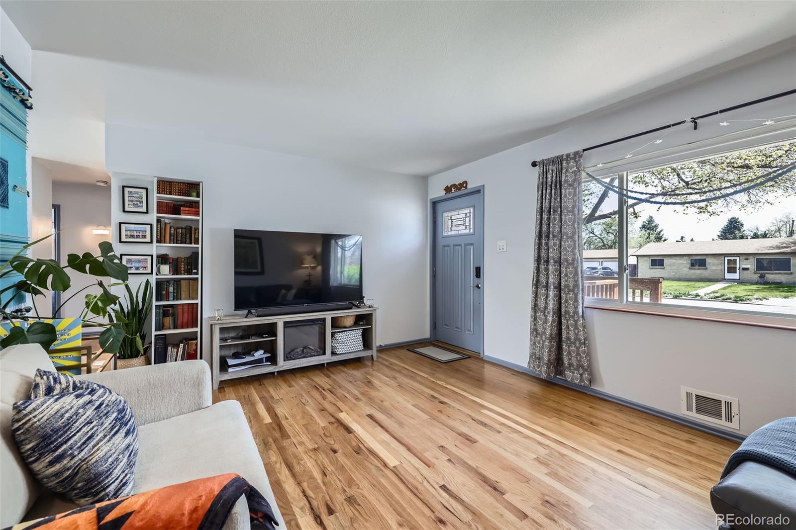 MLS Image #7 for 2201 s lowell boulevard,denver, Colorado