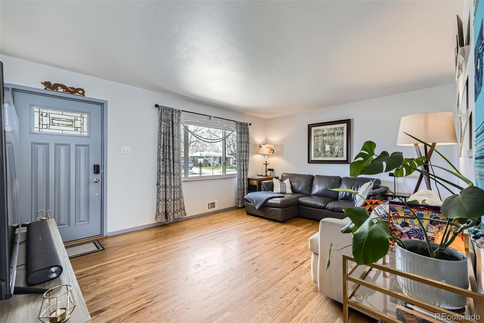 MLS Image #8 for 2201 s lowell boulevard,denver, Colorado