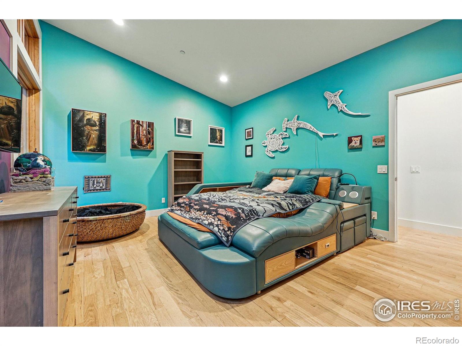 MLS Image #23 for 1127  valley lane,boulder, Colorado