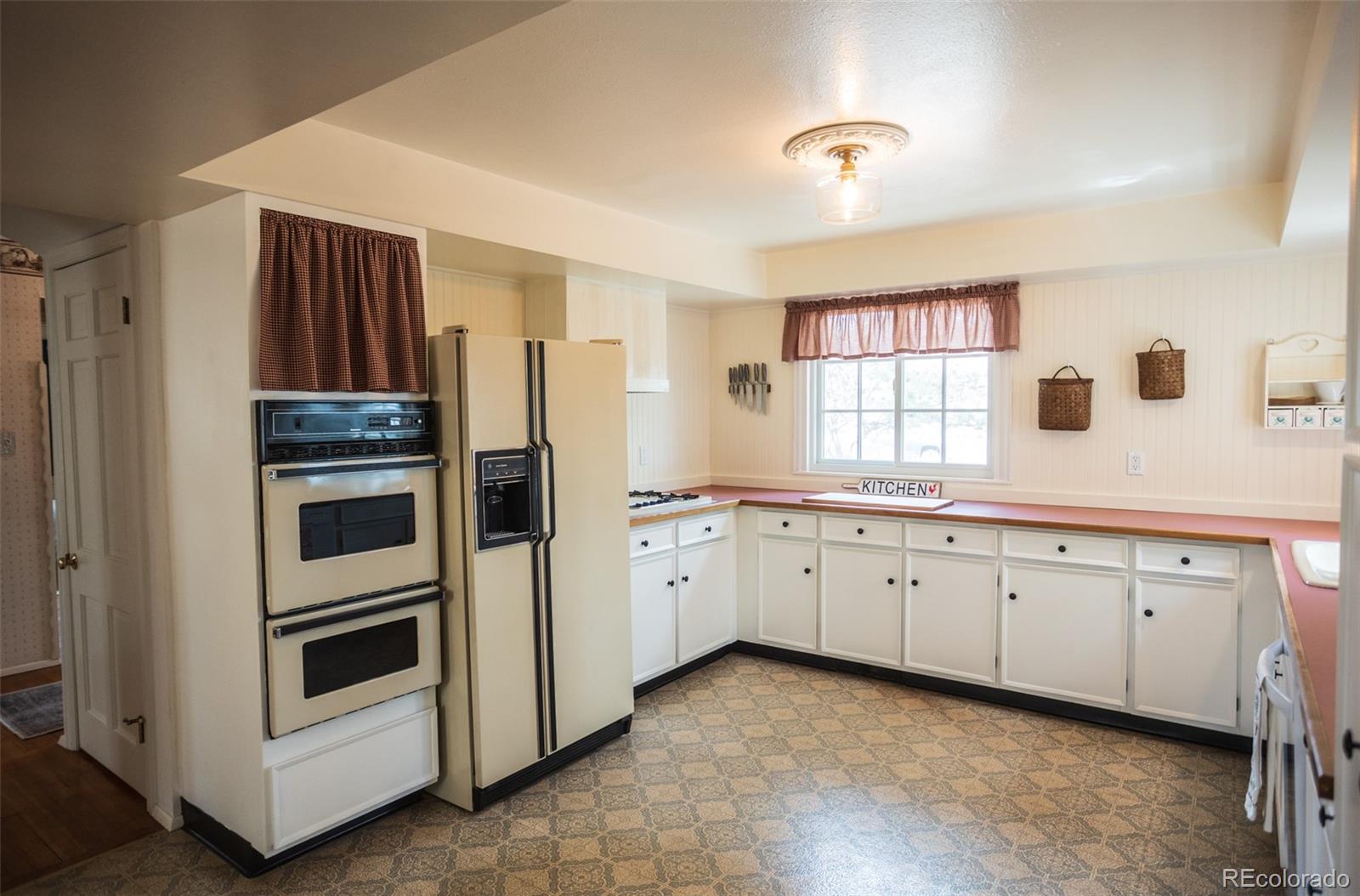 MLS Image #17 for 419  chamberlin place,colorado springs, Colorado