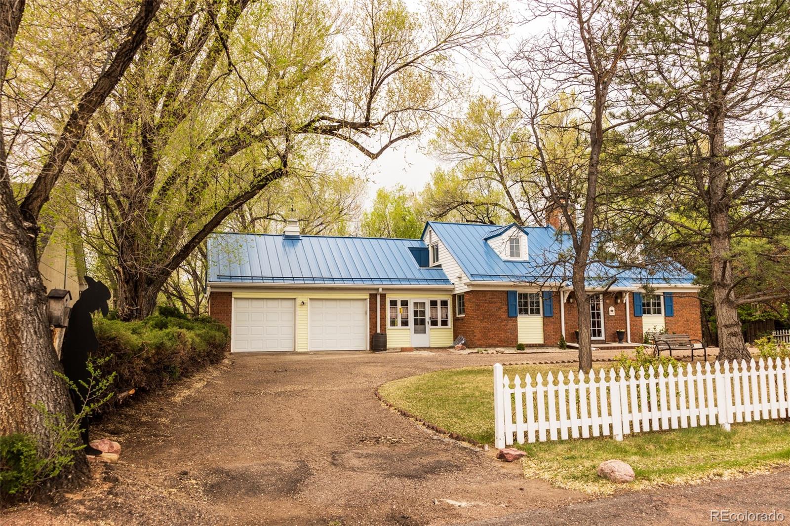 MLS Image #2 for 419  chamberlin place,colorado springs, Colorado