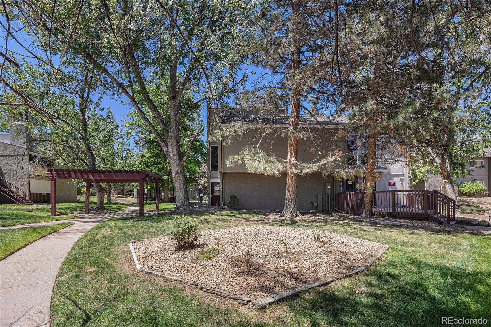 MLS Image #19 for 5300 e cherry creek south drive,denver, Colorado