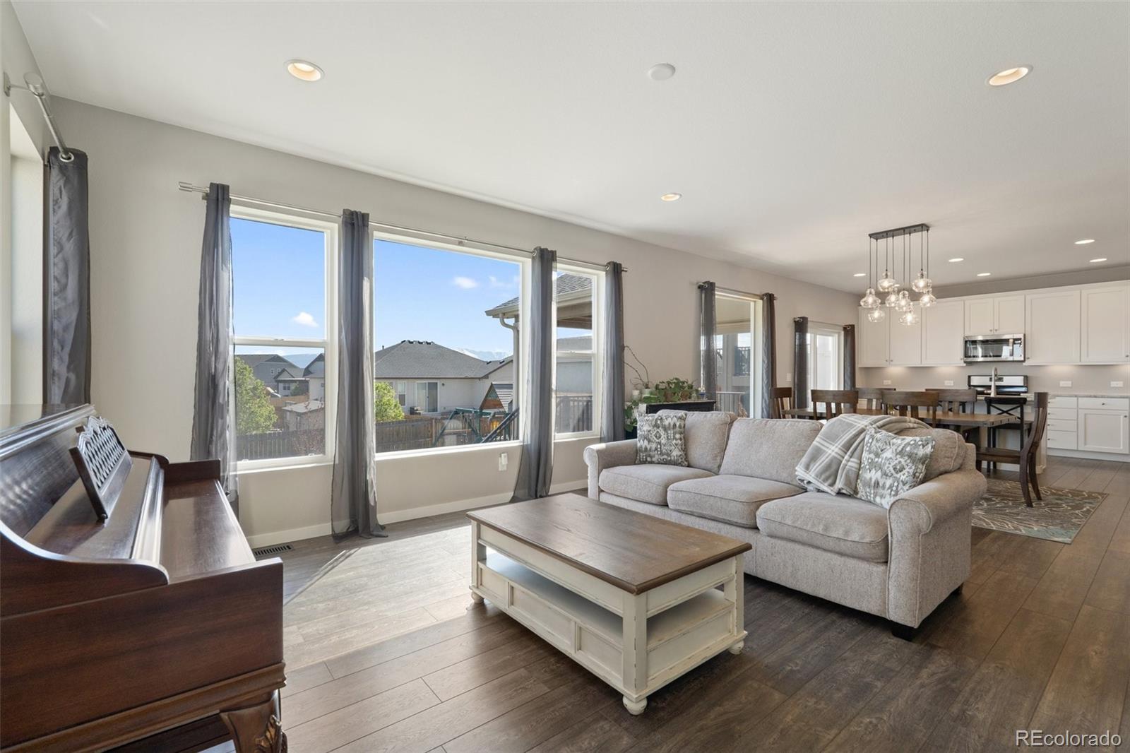 MLS Image #7 for 8235  ryegate way,colorado springs, Colorado