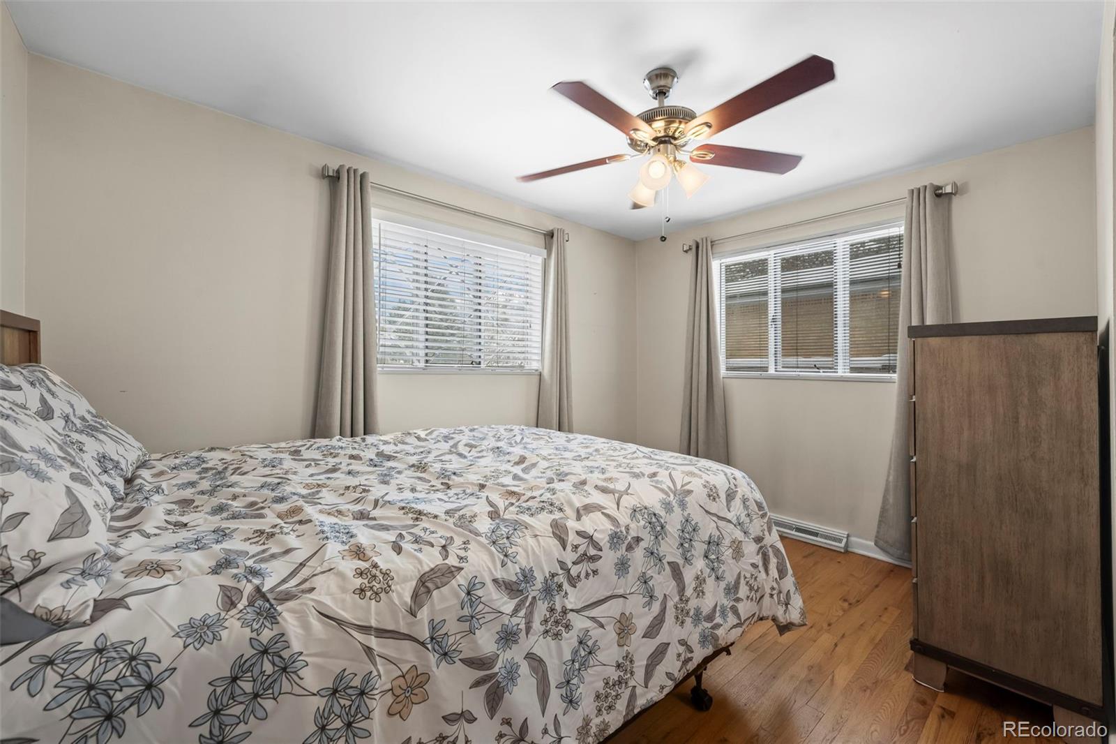 MLS Image #16 for 421  iola street,aurora, Colorado
