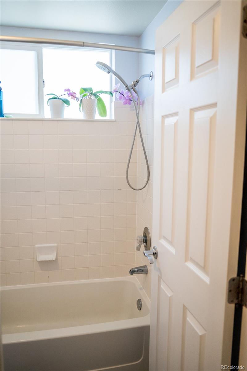 MLS Image #12 for 7472 e 28th avenue,denver, Colorado