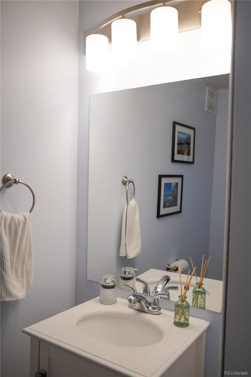 MLS Image #9 for 7472 e 28th avenue,denver, Colorado
