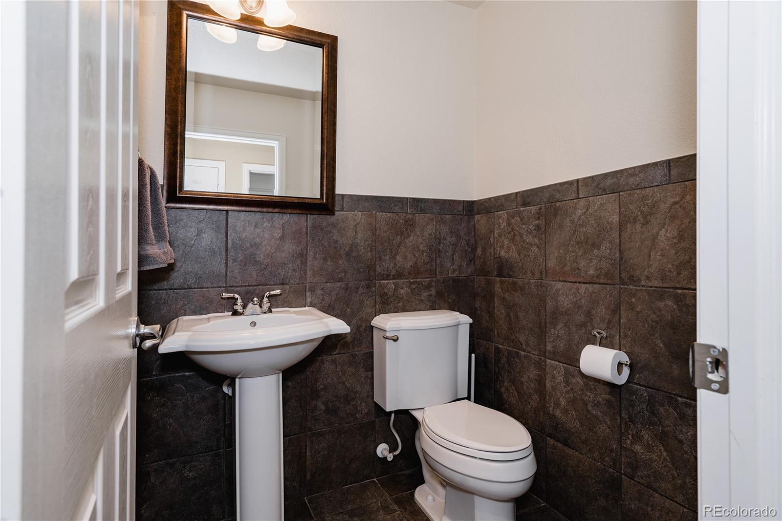 MLS Image #37 for 34  saxony road,johnstown, Colorado