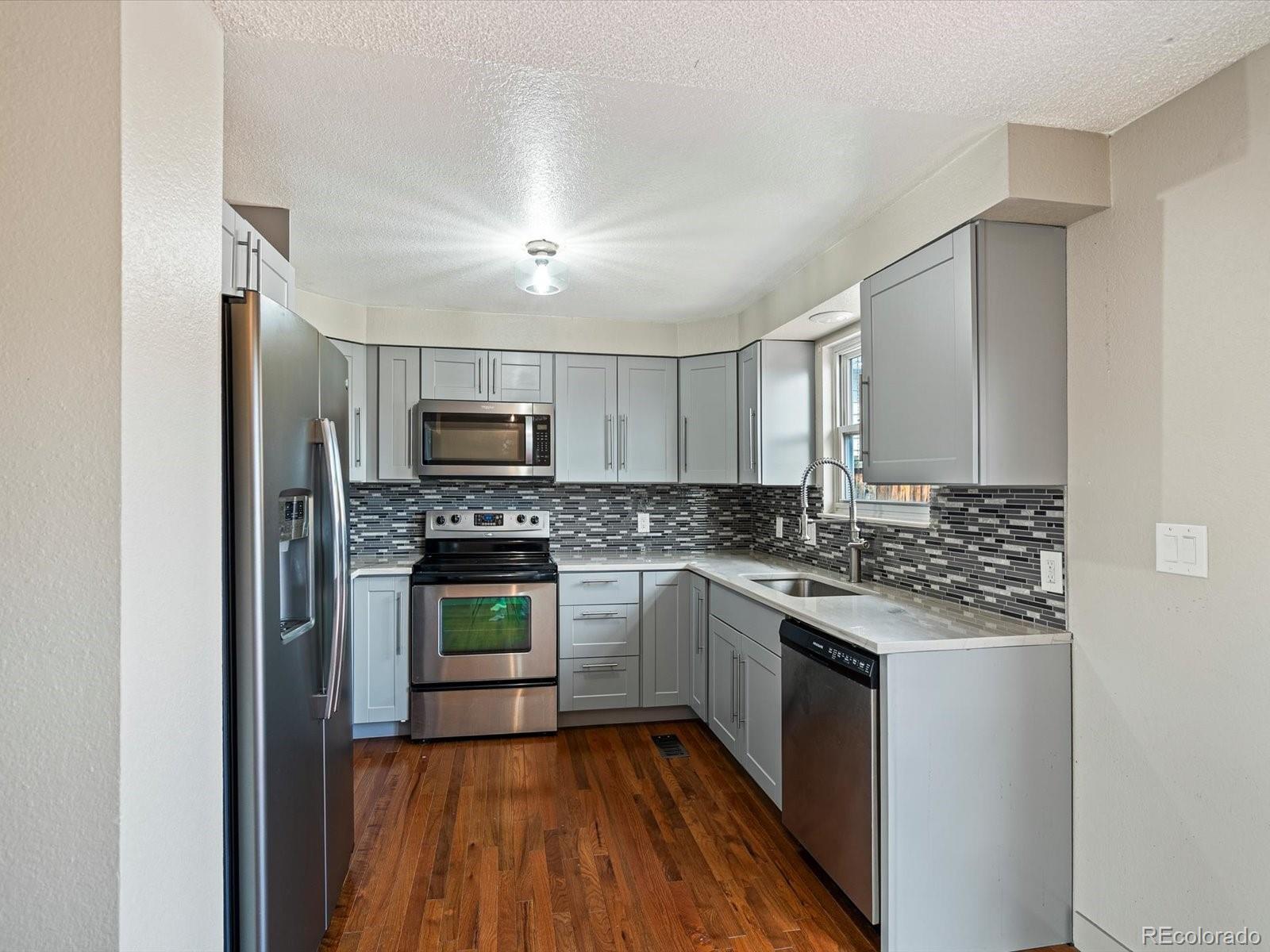 MLS Image #10 for 2433 e 90th avenue,thornton, Colorado