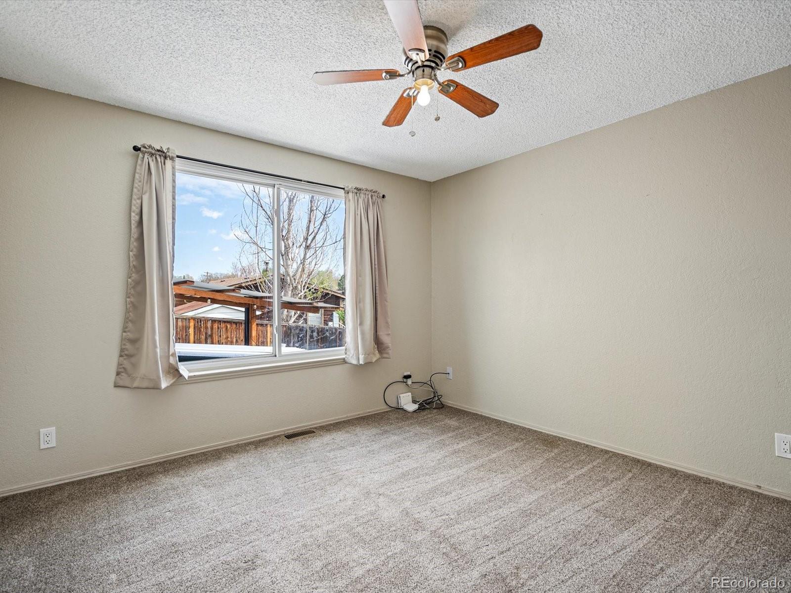 MLS Image #17 for 2433 e 90th avenue,thornton, Colorado