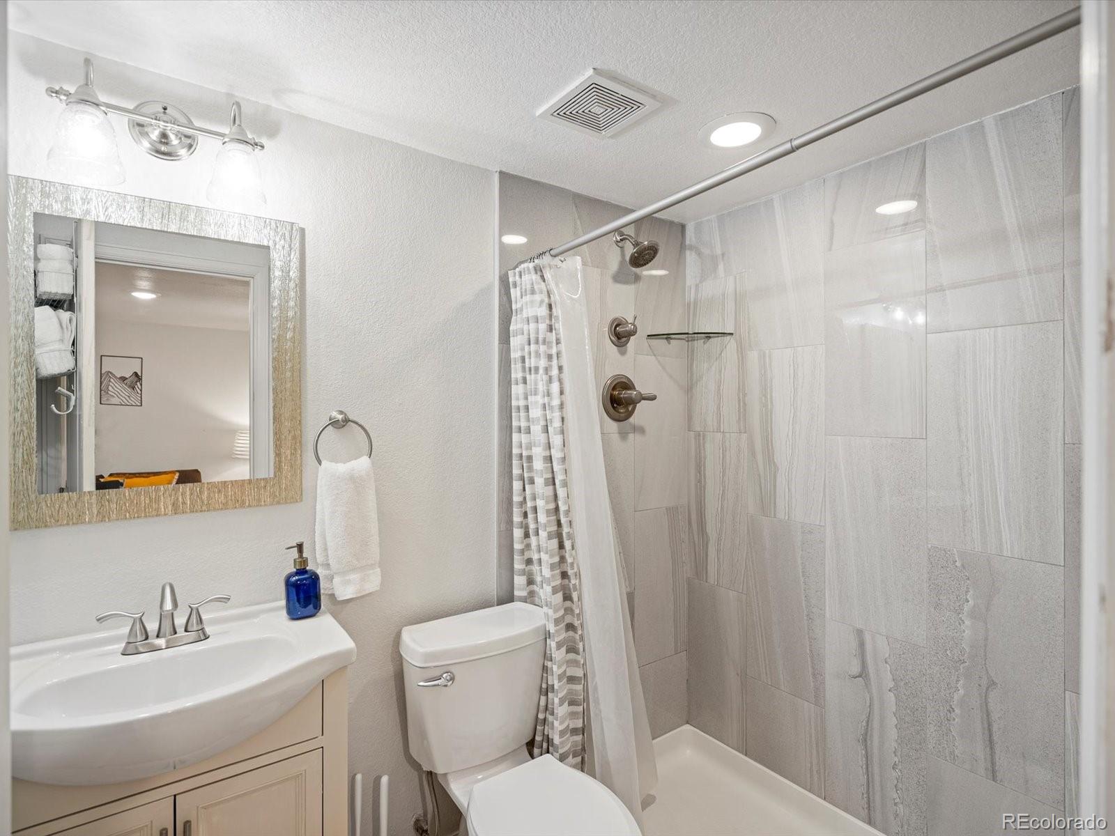 MLS Image #31 for 2433 e 90th avenue,thornton, Colorado