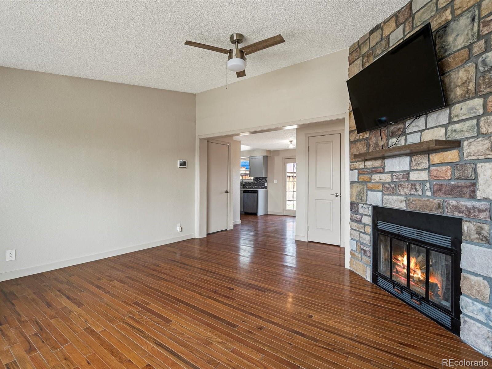 MLS Image #6 for 2433 e 90th avenue,thornton, Colorado