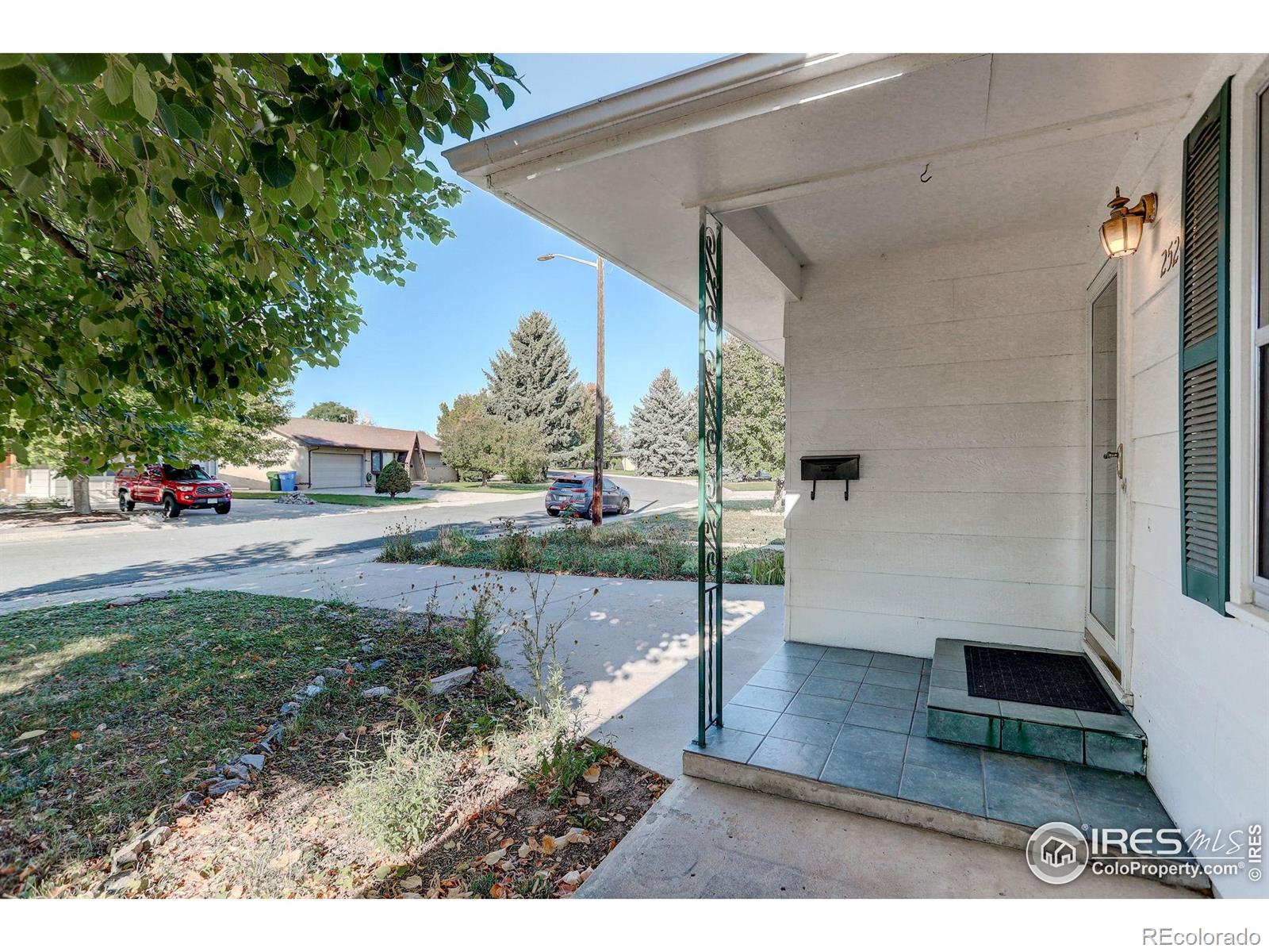 MLS Image #3 for 2524  spruce drive,loveland, Colorado