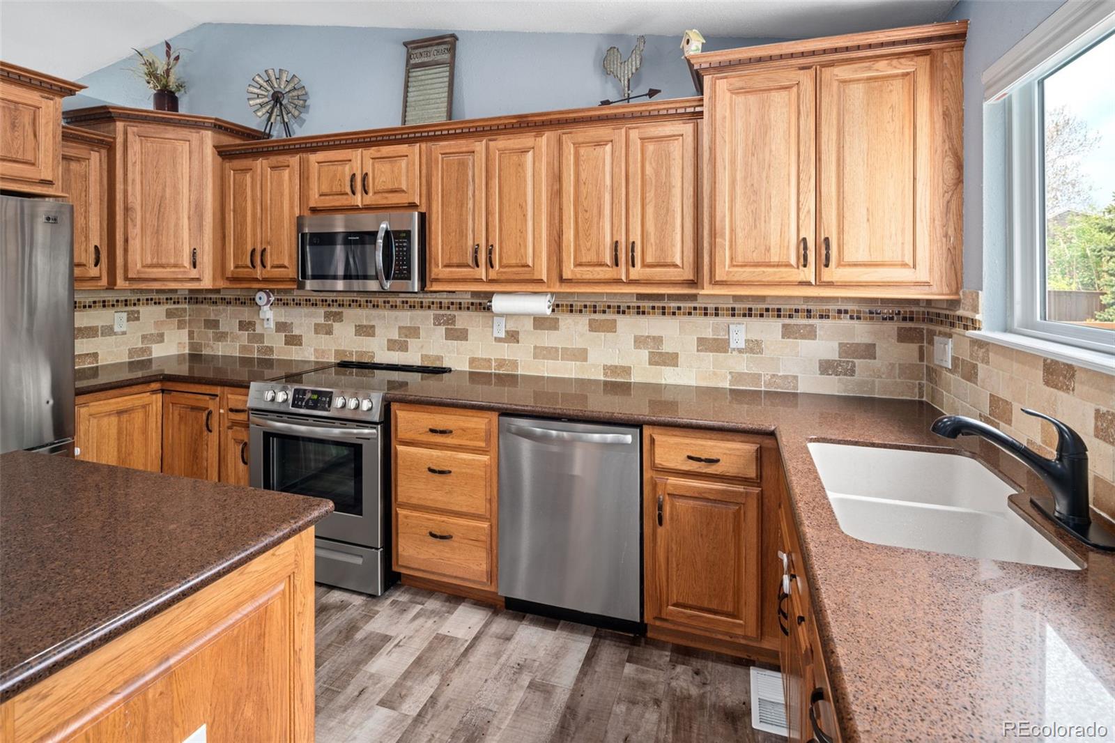 MLS Image #12 for 9677  castle ridge circle,highlands ranch, Colorado