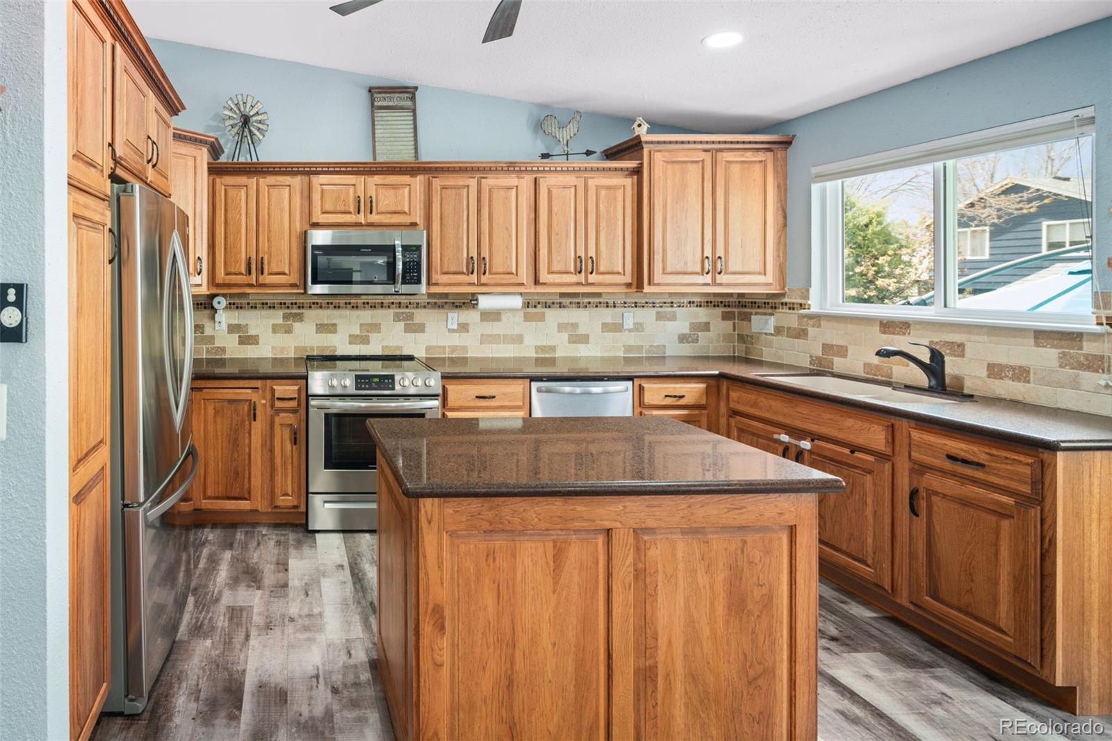 MLS Image #9 for 9677  castle ridge circle,highlands ranch, Colorado