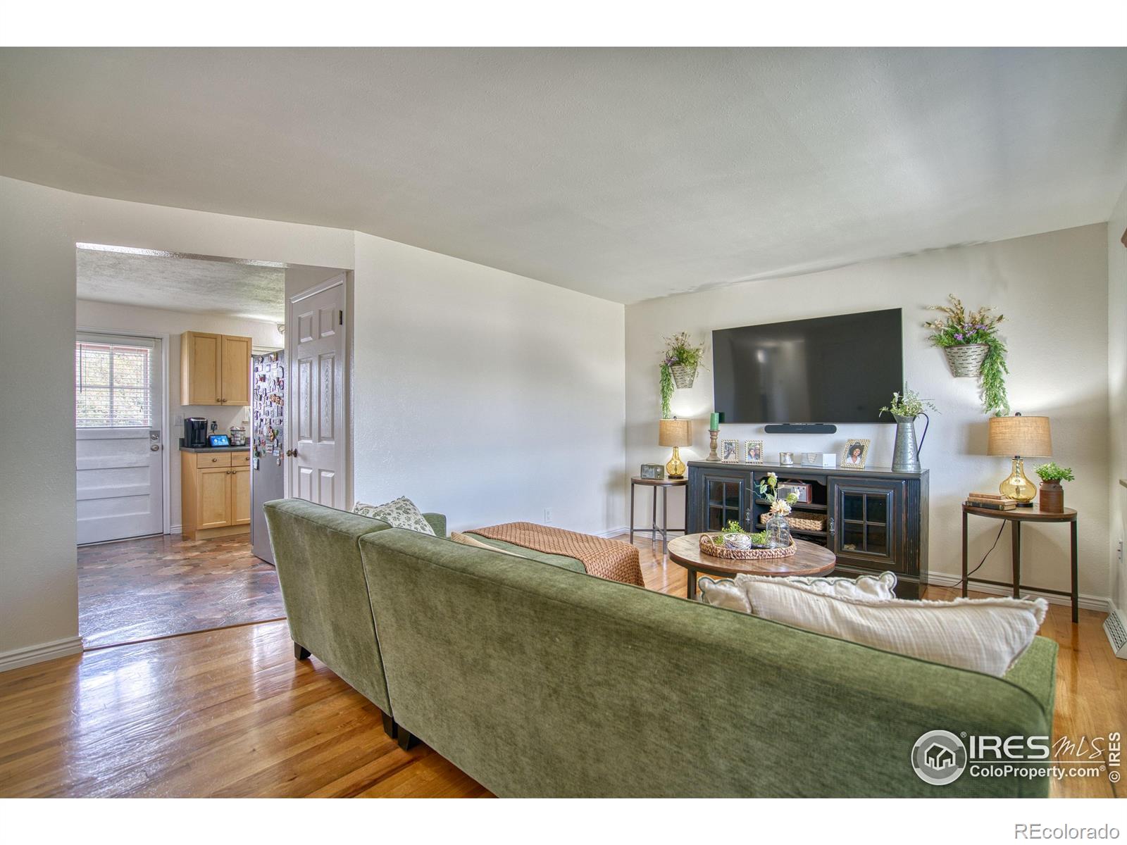 MLS Image #3 for 8200  delaware street,denver, Colorado
