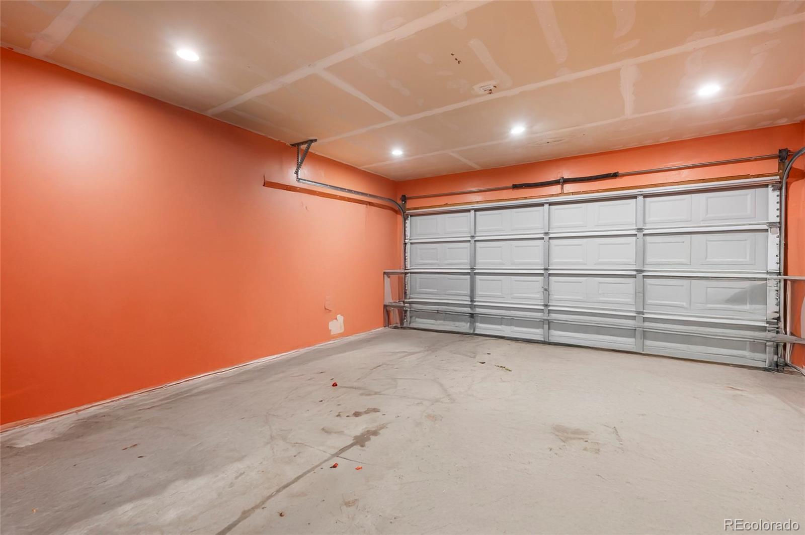 MLS Image #12 for 20414 e 55th place,denver, Colorado