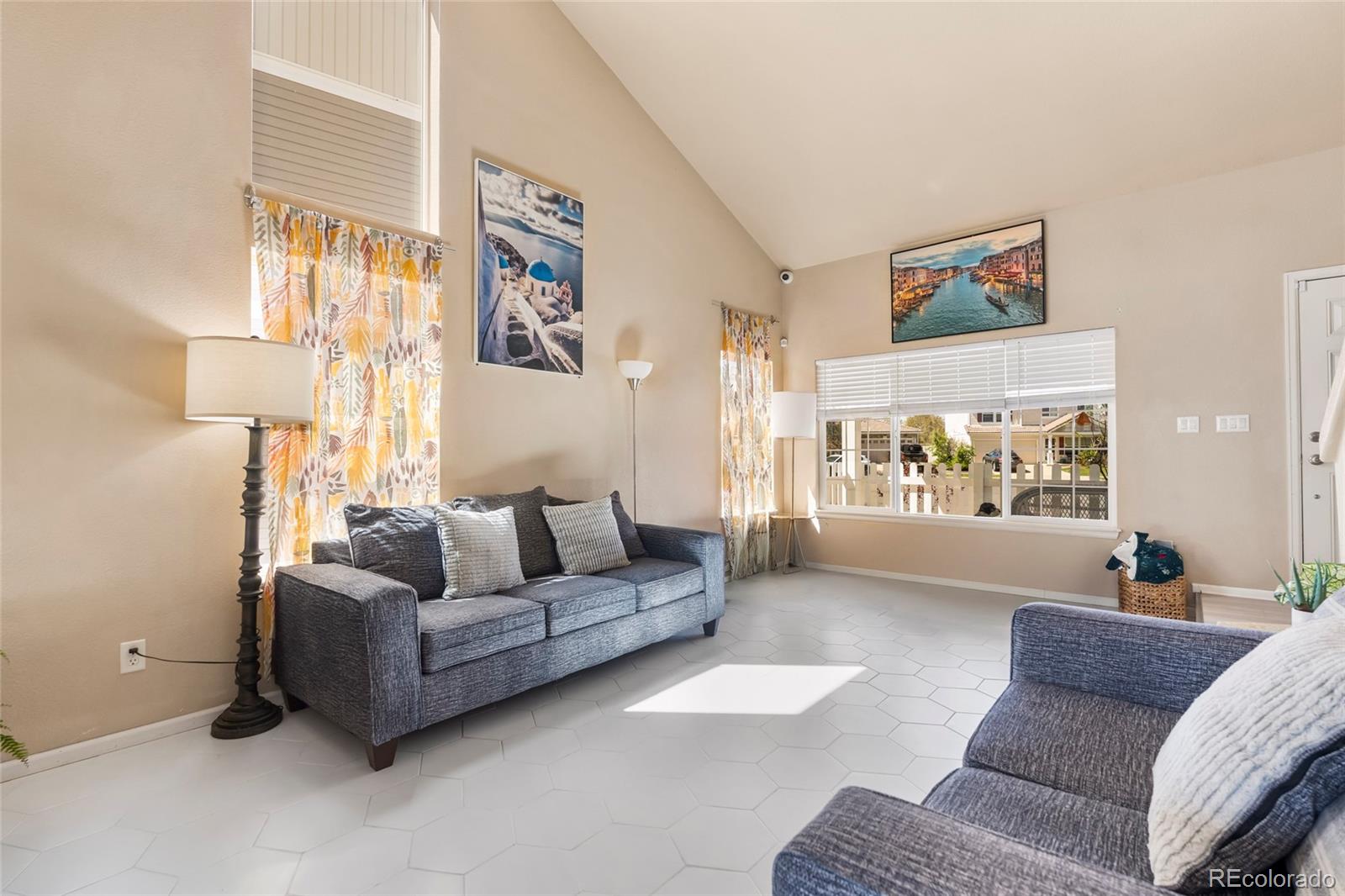 MLS Image #3 for 20414 e 55th place,denver, Colorado