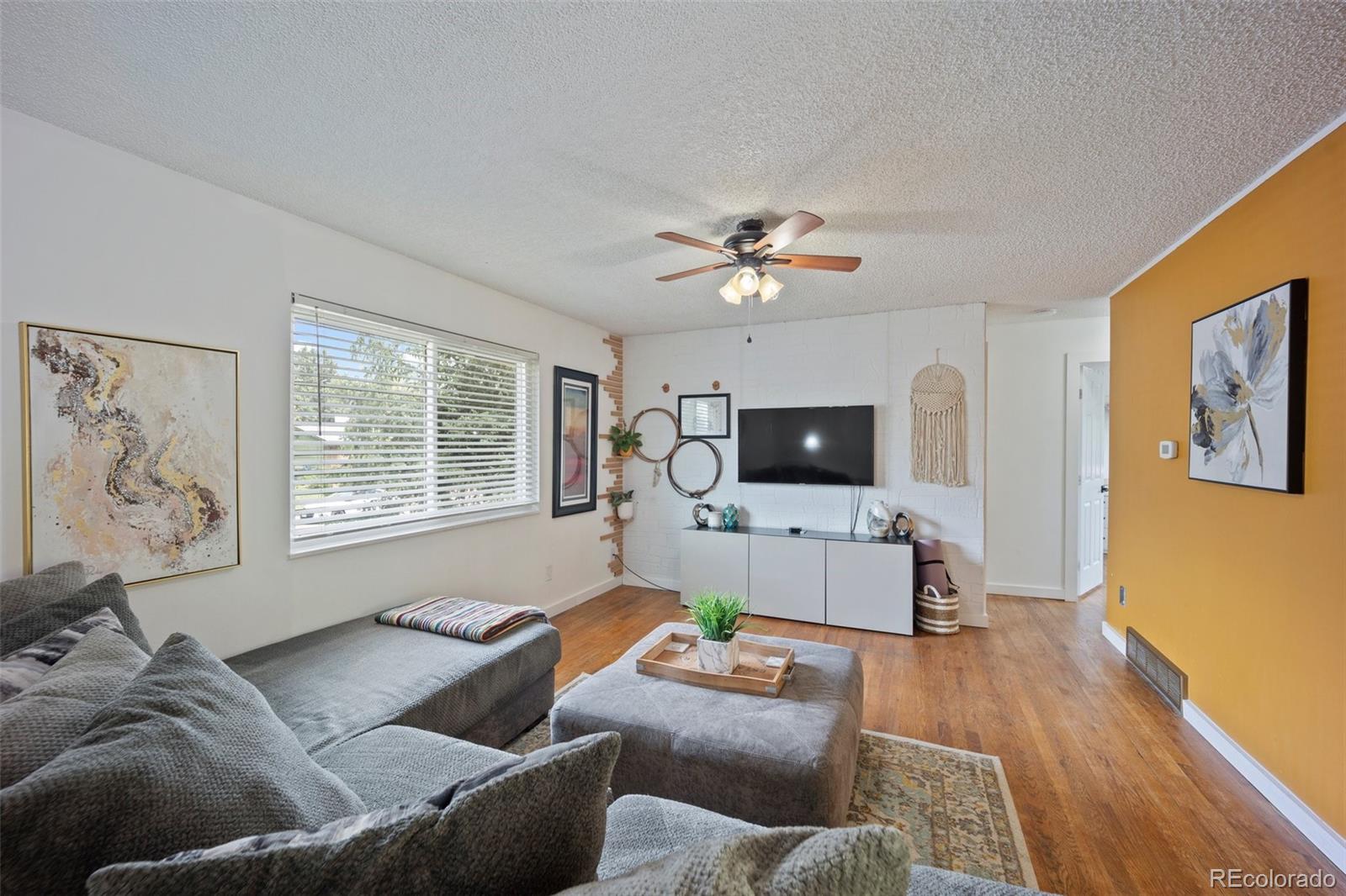 MLS Image #4 for 7118  metropolitan street,colorado springs, Colorado