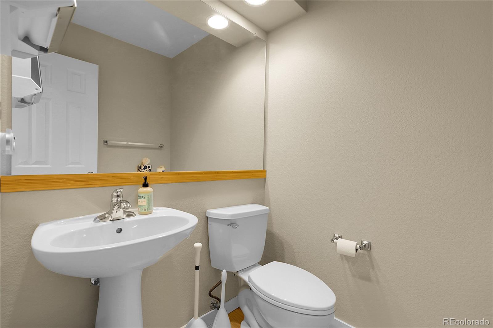 MLS Image #9 for 843  snowberry street,longmont, Colorado