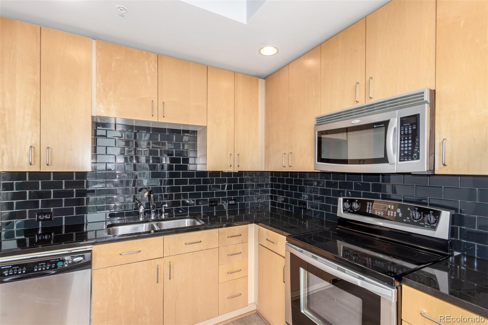 MLS Image #9 for 1700  bassett street,denver, Colorado